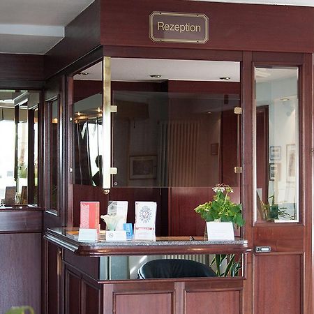 Hotel La Vigie & Ristorante Belvedere Дуйсбург Екстериор снимка