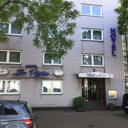 Hotel La Vigie & Ristorante Belvedere Дуйсбург Екстериор снимка