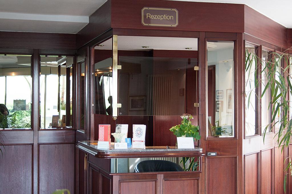 Hotel La Vigie & Ristorante Belvedere Дуйсбург Екстериор снимка